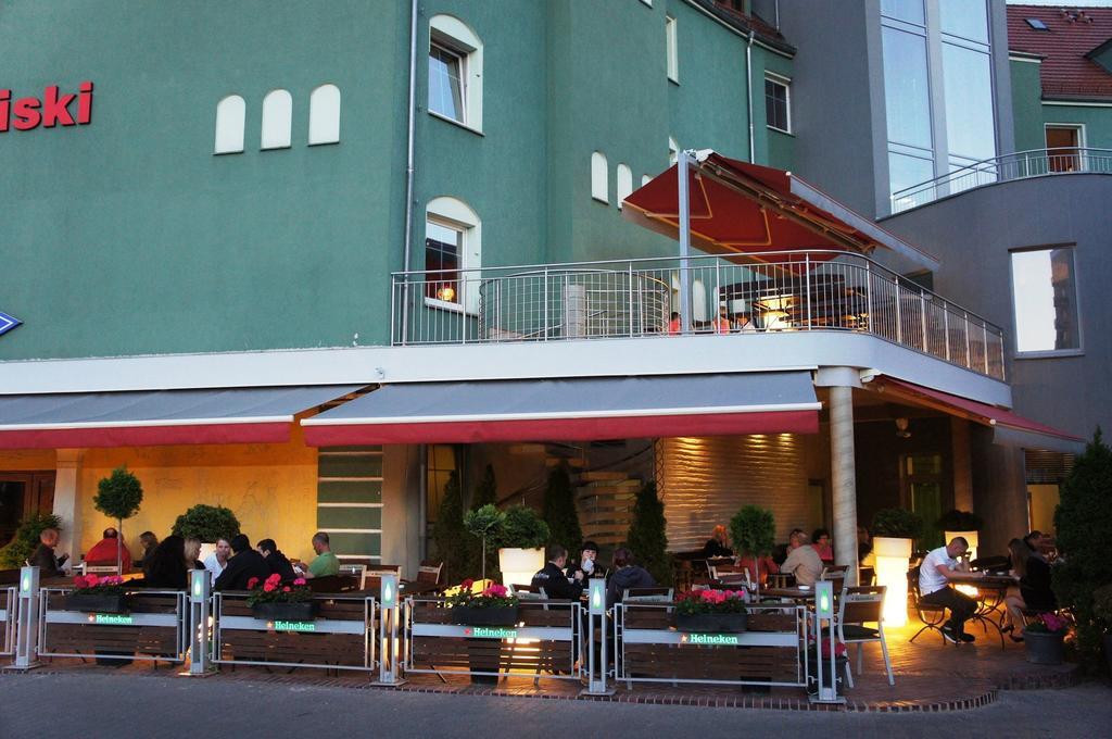 Hotel Kaliski Слубице Экстерьер фото